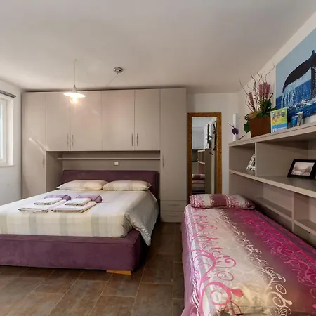 Cetri Hrasta * Pićan