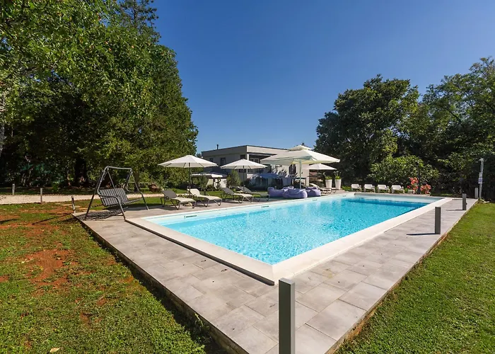 Cetri Hrasta Apartman Pican