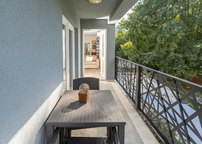 Apartman Cetri Hrasta