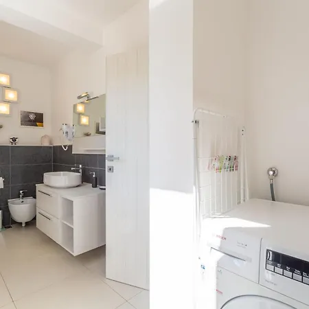 Cetri Hrasta Apartment Pićan