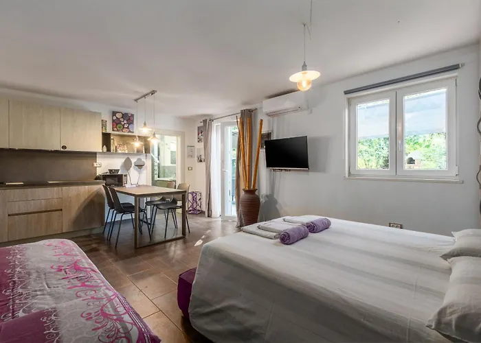 Apartment Cetri Hrasta Pican